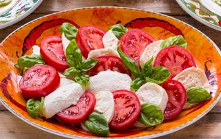 Bowl caprese