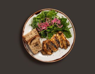 Pollo a las finas hierbas