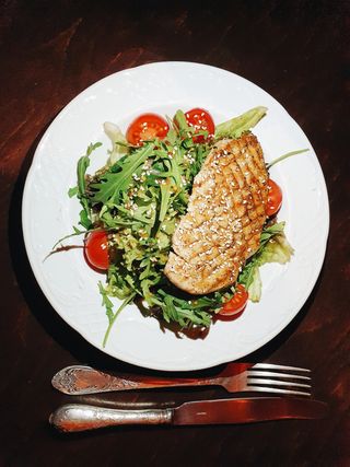 Салат з куркою (220 гр)