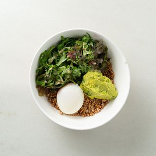 Gachas De Trigo, Parmesano, Huevo, Guacamole