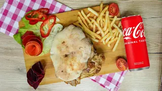 Pileći batak 200g + pomfrit + Coca-Cola 0.33l