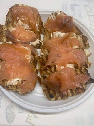 Bruschette salmone