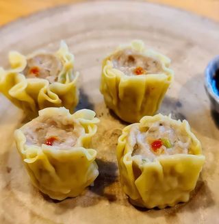 A15. Sakura Gyoza (4 Uds.)