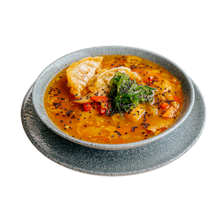 1. Koreańska zupa z kaczką i smażonymi pierożkami gyoza