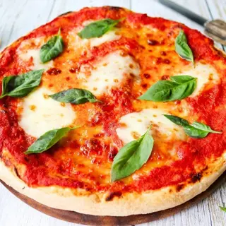 02. Pizza Margarita