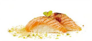 102. Salmone flambè e philadelphia 2 pezzi