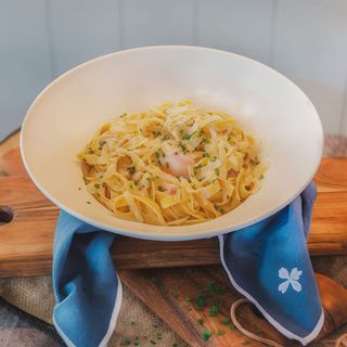 Tagliatelle a la carbonara trufada