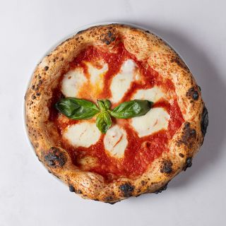 Margherita con bufala
