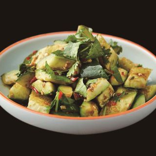 44. Insalata di cetrioli piccanti 