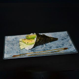 Temaki Pepino y Aguacate