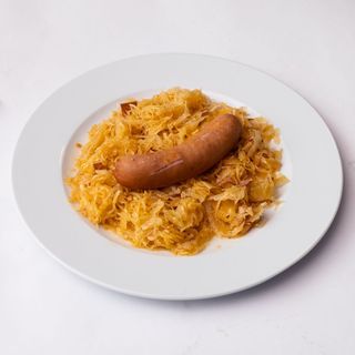 M10-Pečenice sa dinstanim kiselim kupusom