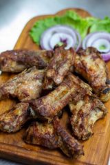 სამეფო ღორის ნეკნის მწვადი