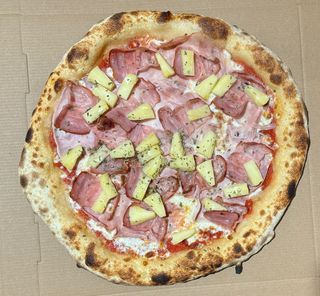 Pizza Hawaiana (33 cm.)
