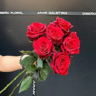 Ramo de 7 Rosas Rojas