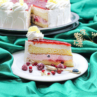 Felie tort Yogurta cu fructe 130 g