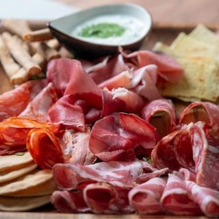 Tabla De Embutidos Italianos