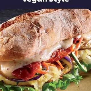 Melanzane, peperoni,i nsalata, pomodoro, funghi, provola affumicata