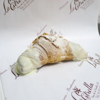 Croissant xocolata blanca