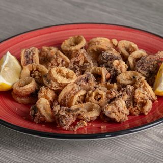 Chipirones fritos (media)