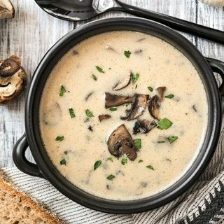 Крем суп грибний 