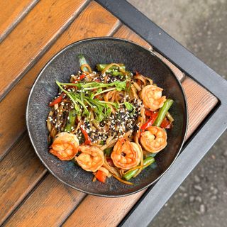 Lokshyna удон з креветкою 285г