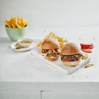 Dois Hambúrgueres Kebab
