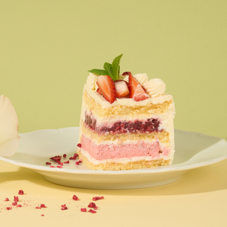 ТОРТ «ЯГІДНІ ФАНТАЗІЇ»