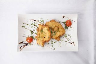 Pataniscas de Bacalhau com Arroz de Feijão