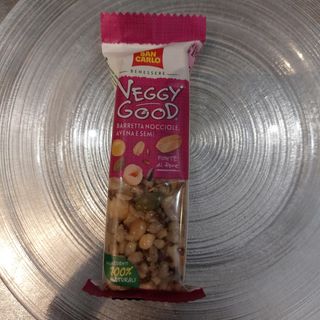 Baretta vegana con semi di avena e nocciole