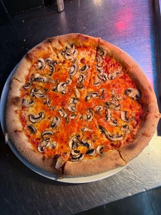Pizza Funghi