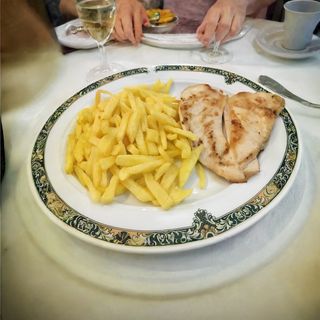 Pechuga A La Plancha Con Patatas