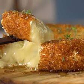 Cuñas De Brie Crujientes