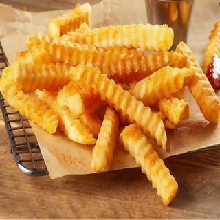 66. Patatas fritas rizadas