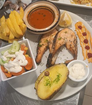 Combinado De Salmón