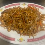 Tallarines Fritos Con Tres Delicias