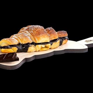 Croissant Chocolate Negro