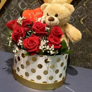 Cvijetni aranžman br. 16