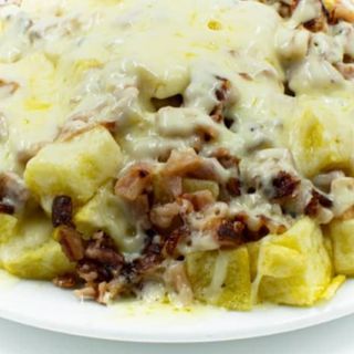 Patatas Fritas gratinada  con Kebab (Grande)