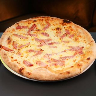 Pizza Carbonara