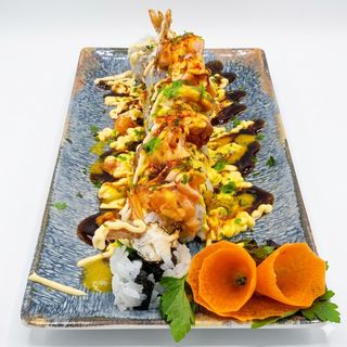 N52 Maki de salmón /atún (8 pzas.)