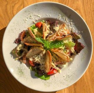 Салат Цезар з куркою (200г)