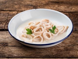 Кальмар Атлантичний у вершковому соусі (200g)