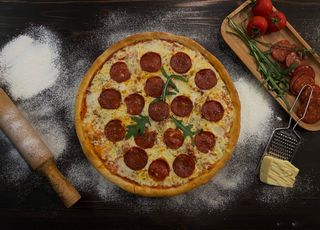 პიცა ,,ცხარე სალიამი’’ დიდი