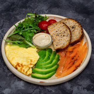 Омлет з лососем (280г)