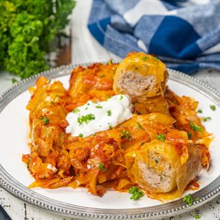 Sarmale traditionale cu mamaliguta, ardei iute si smantana , 4 bucati