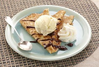 Crêpes Sucrées Nutella Avec Boule De Glace