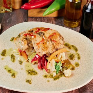 Svježa začinjena piletina Kulbasti