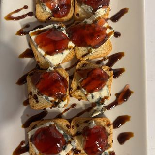 Delicias De Cabrales Con Mermelada (Ración)