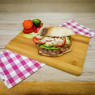 Gurmaska pljeskavica 300g