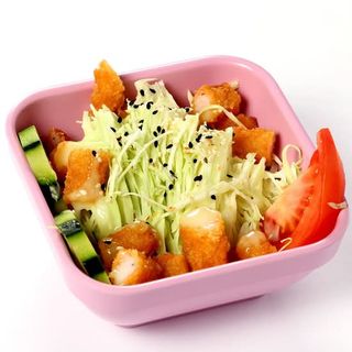 W824 Salada Camarão